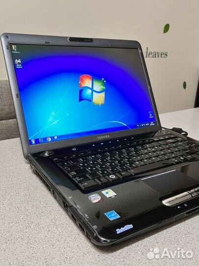 Toshiba satellite a300-14S(120ssd+200hdd)