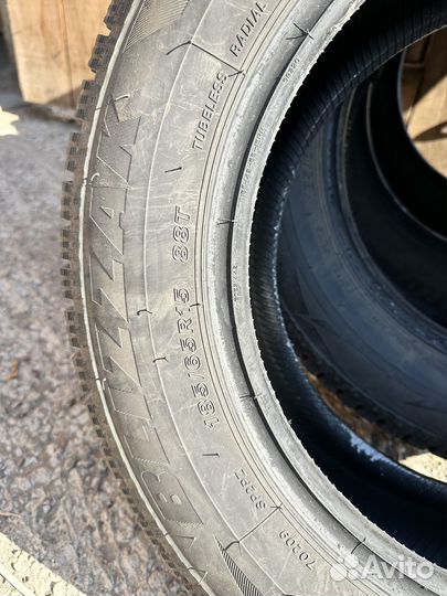 Bridgestone Blizzak Spike-02 185/65 R15 88T