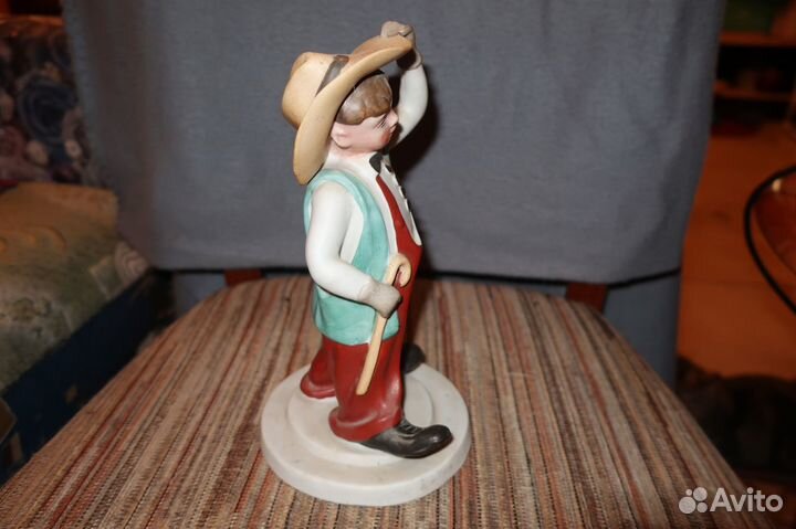 Фарфоровая статуэтка Том Сойер.Артель Керамик