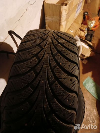 Goodyear UltraGrip 205/55 R16