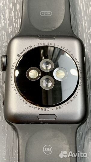 Продаю часы Apple Watch 2 (42 мм)