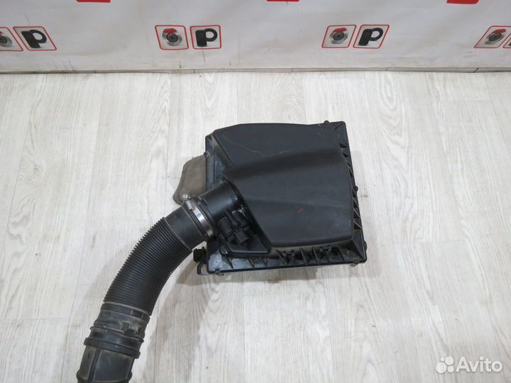 Корпус воздушного фильтра Opel Astra J