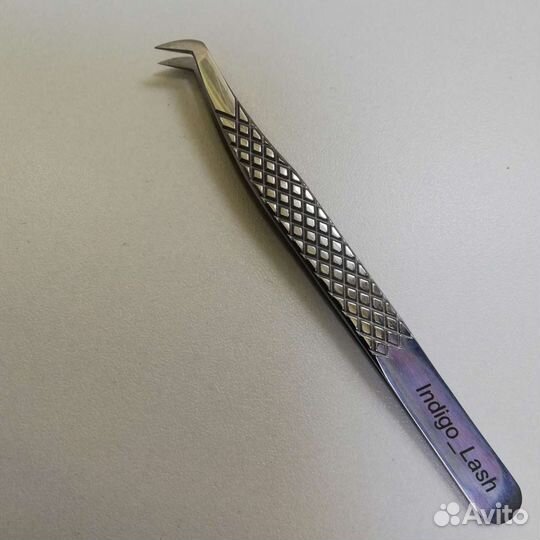 Пинцет для ресниц