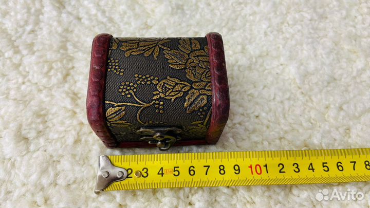 Шкатулка сундучок