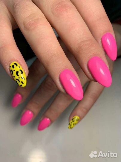 Маникюр и педикюр бесплатно