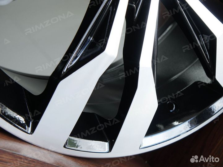 Литые диски R21 для Volkswagen. Арт3355