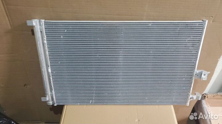 Радиатор кондиционера bmw g01 g02 g05 g06 g07