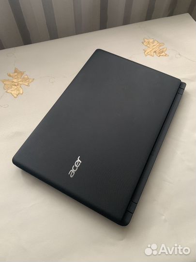 Ноутбук Acer Aspire ES1-533