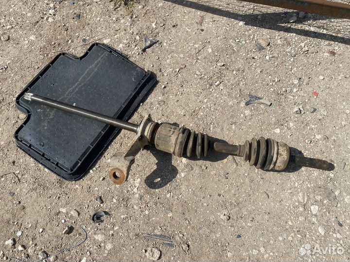 Полуось (привод) передний левый Kia Sportage