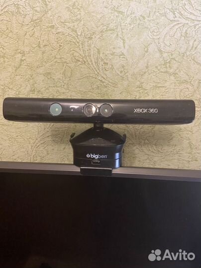 Джойстик xbox 360, kinect и 28 дисков для него