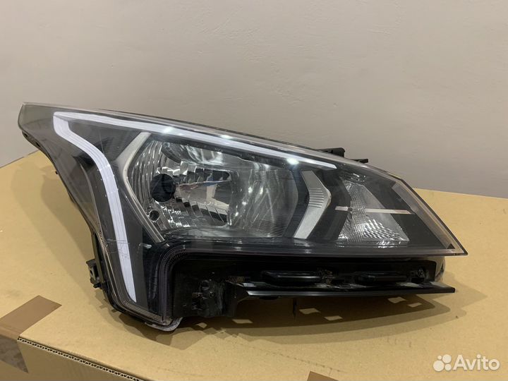 Kia Rio 4 (20-н.в) правая фара RH оригинал
