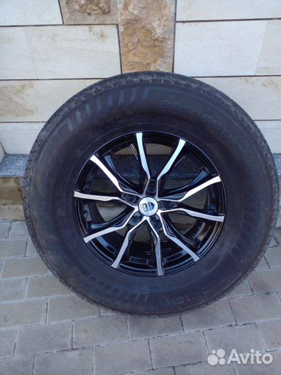 Литые диски 7.5/17 5x127 ET40 d71.6 Jeep, Dodge