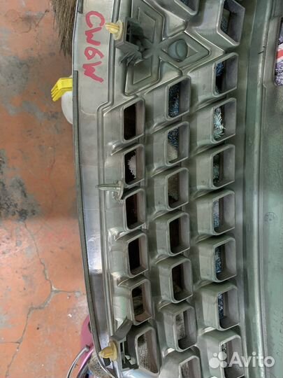 Решетка радиатора mitsubishi outlander xl