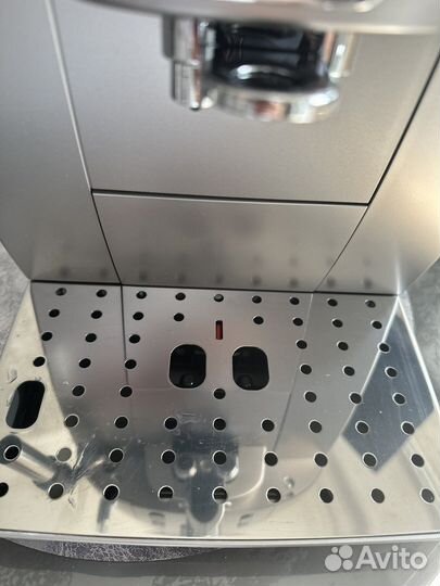 Кофемашина delonghi magnifica smart 250.31 SB