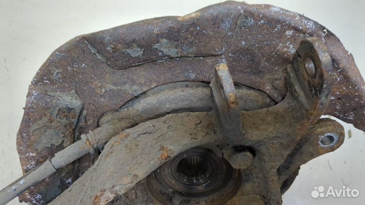 Ступица (кулак, цапфа) левая задняя Mitsubishi Outlander XL