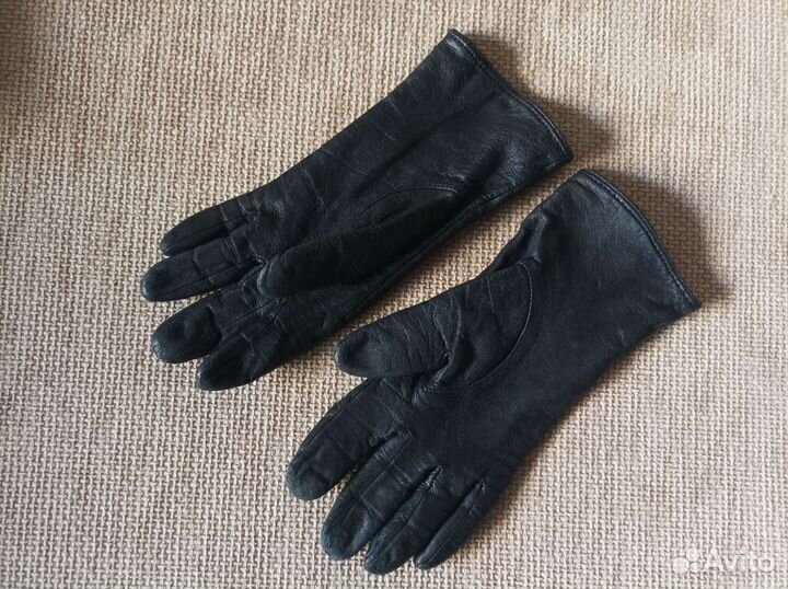 Перчатки демисезонные кожаные женские