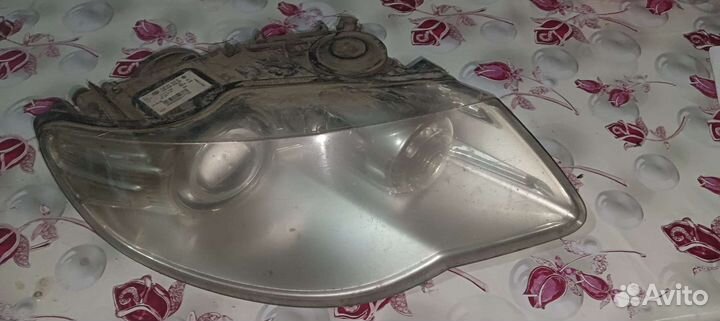 Фара правая touareg