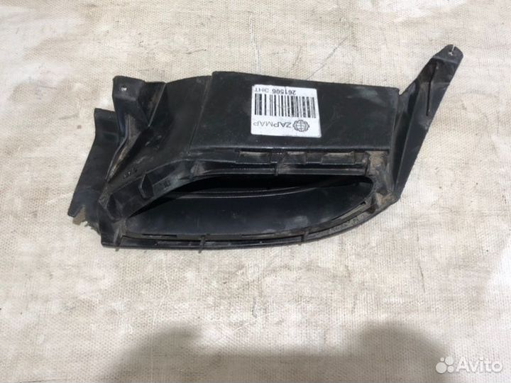 Накладка бампера передняя левая Mercedes-Benz