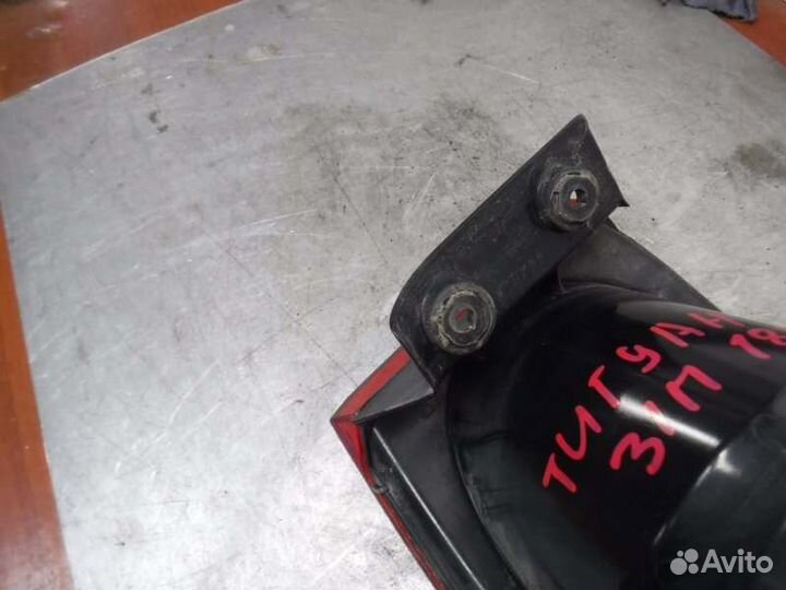 Фонарь задний правый Volkswagen Tiguan cava 2009