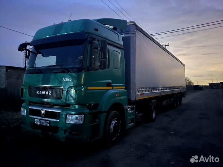 Водитель кат Е (оклад в день 7000)