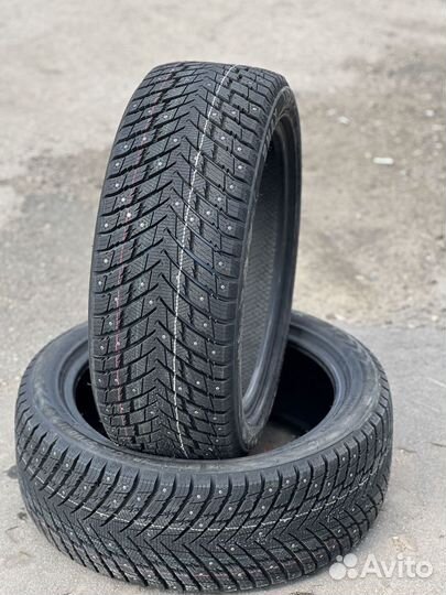 Zmax Winternova Stud II 225/45 R17 95T