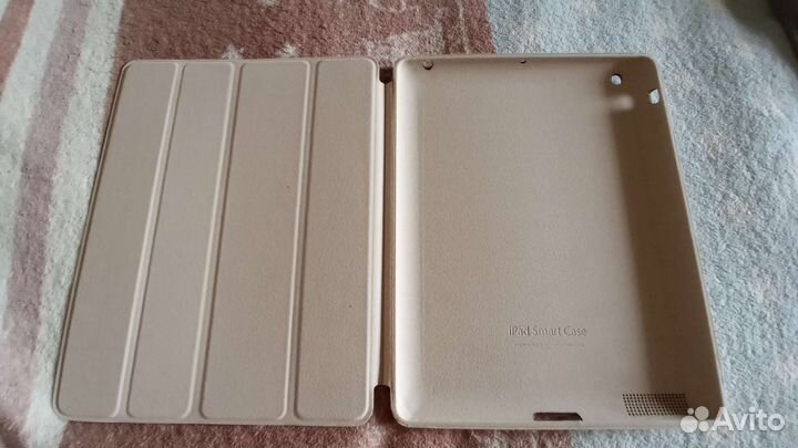 Чехол на iPad 2 \ 3 \ 4 белый Jack