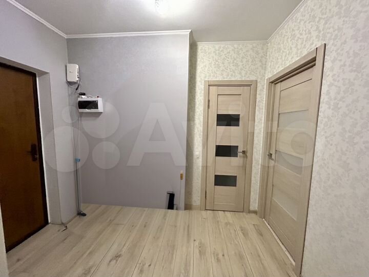 2-к. квартира, 56 м², 9/16 эт.