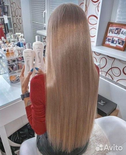 Модель на наращивание волос