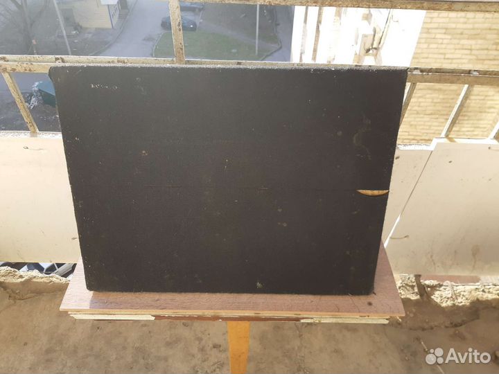 Коробка для сабвуфера