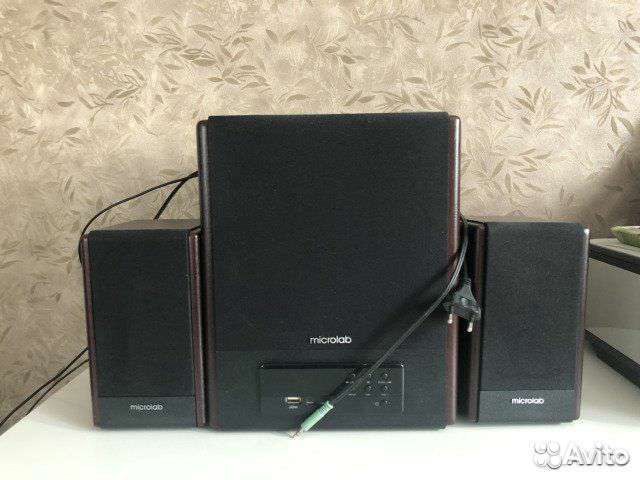 Центр MicrolabFC530. U 60 Вт