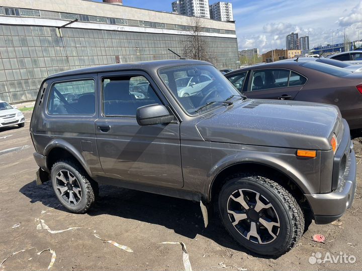 LADA 4x4 (Нива) 1.7 МТ, 2020, 21 000 км