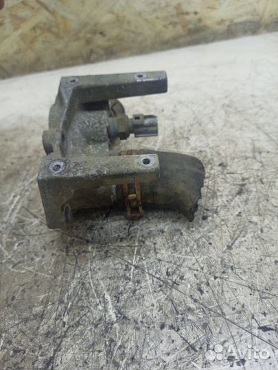 Фланец системы охлаждения Ford Fiesta fxjb 2005