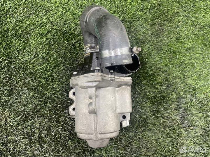 Помпа Bmw X5 E70 N55B30 2010