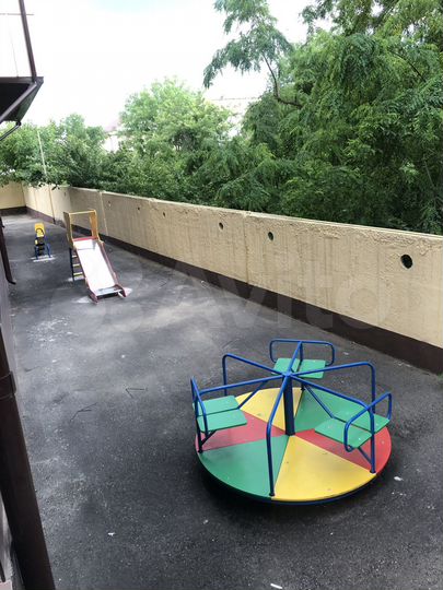 2-к. квартира, 64 м², 2/10 эт.