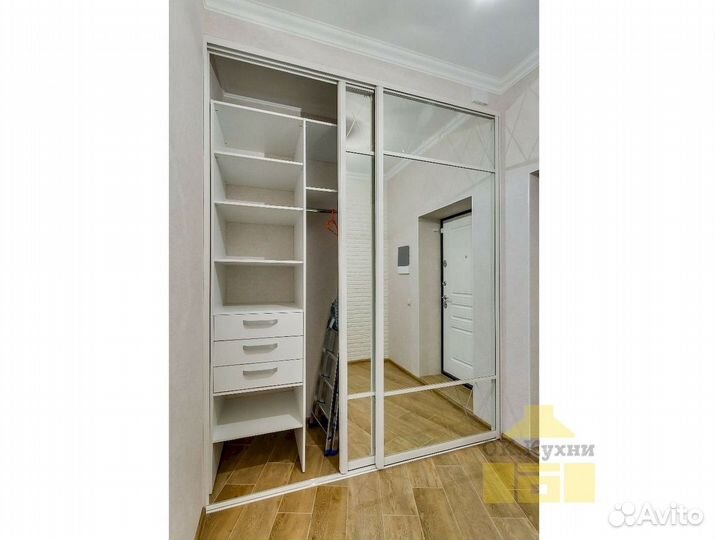 Шкаф в детскую