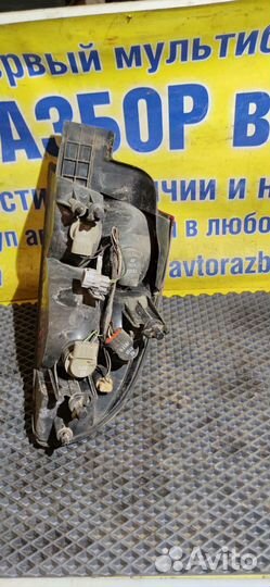 Фонарь задний левый Dodge Intrepid