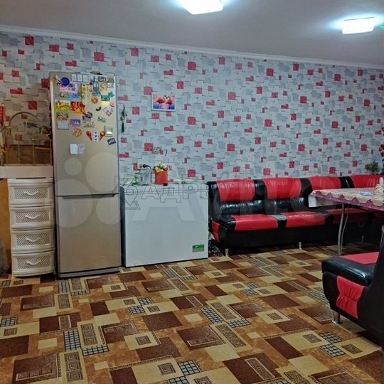 Дом 360 м² на участке 4 сот.