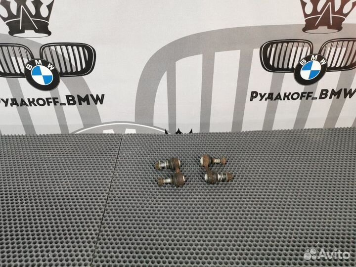 Стойка стабилизатора задняя Bmw X5 E53 M54B30 2005