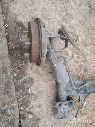 Балка задняя в сборе задняя Chery Bonus/Very седан