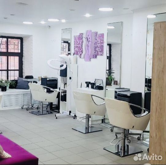 Парикмахерское кресло в аренду