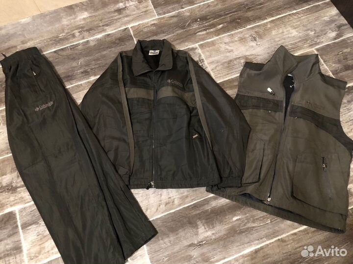 Костюм тройка