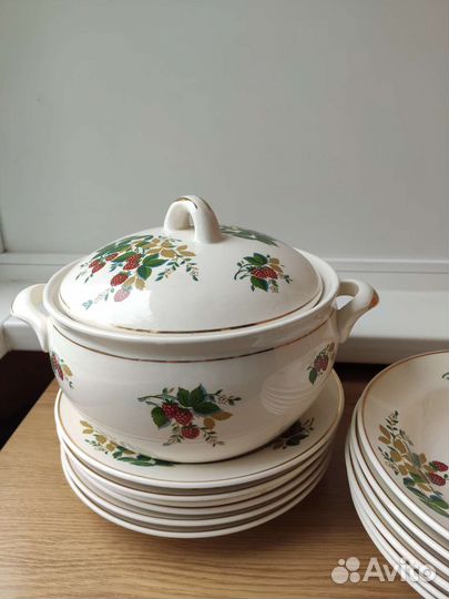 Набор столовой посуды