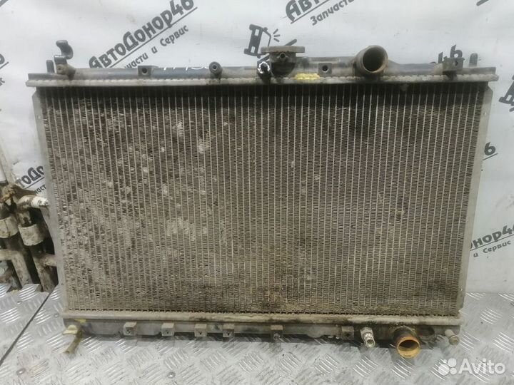 Радиатор охлаждения двигателя Mitsubishi Galant 6