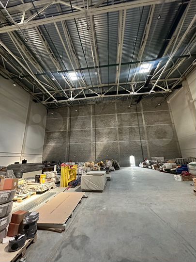 Склад 1800 м2 + офисы 1 этаж