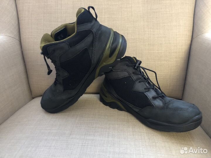 Ботинки демисезонные Ecco gore tex 39р