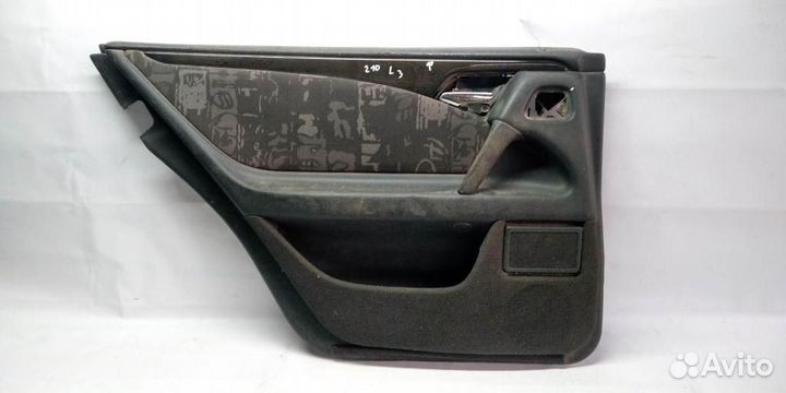 Обшивка двери задней левой mersedesbenz W210 E 95