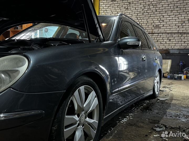 Разбор на запчасти Mercedes E-class w211 2.2d AT