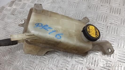 Бачок расширительный toyota prius XW30 (98Z16NP01)