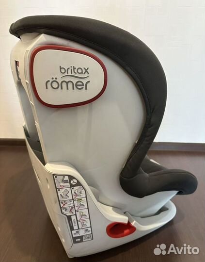 Кресло десткое Britax romer trifix