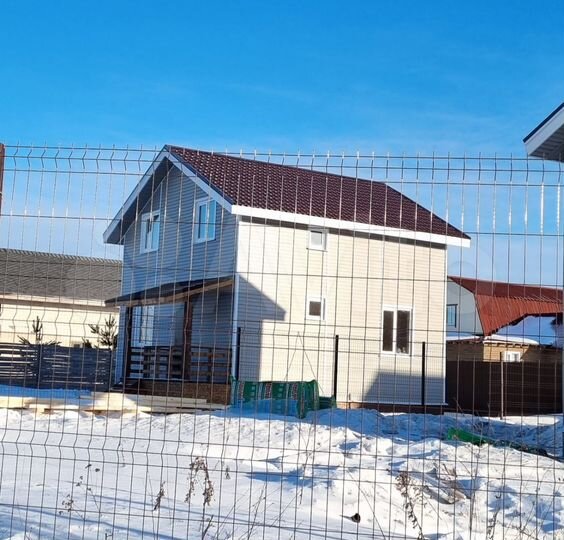 Дом 118 м² на участке 5 сот.